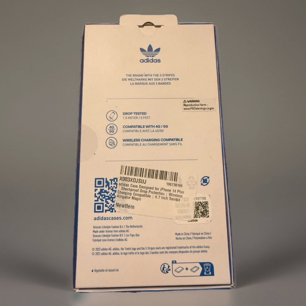 Adidas 3-Stripes Snap Case Pink / White Apple iPhone 14 Plus Protective Case New - Picture 2 of 2